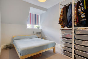 Bedroom- click for photo gallery